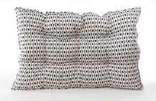 Load image into Gallery viewer, Printed Microsuede Tufted Mat