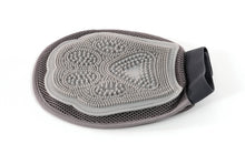 Load image into Gallery viewer, Precious Tails Grooming Mitt