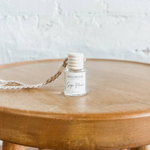 Load image into Gallery viewer, SPRING CAR DIFFUSERS: WHITE TEA & SAGE