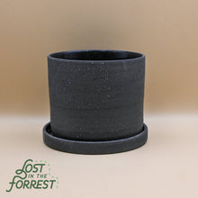 Load image into Gallery viewer, Easton Pot: 4.25" Pot / Black