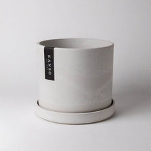 Load image into Gallery viewer, 7" & 4" Signature Planter & Saucer Black