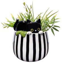 Load image into Gallery viewer, Peek-A-Boo Kitty Planter