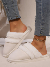 Load image into Gallery viewer, Faux Fur Round Toe Slippers
