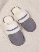 Load image into Gallery viewer, Faux Fur Round Toe Slippers
