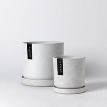 Load image into Gallery viewer, Signature Planters &amp; Saucer Blue
