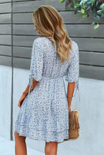 Load image into Gallery viewer, V Neck Floral Short Sleeve Dress: GREEN / M
