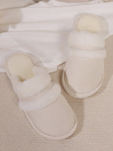 Load image into Gallery viewer, Faux Fur Round Toe Slippers
