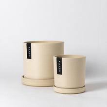 Load image into Gallery viewer, Signature Planters &amp; Saucer Blue

