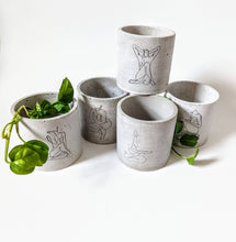 Load image into Gallery viewer, Amelia Female Form Line Art Concrete Planter
