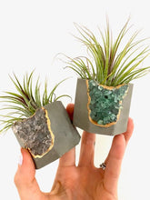 Load image into Gallery viewer, Mixed Color - Crystal Geode Concrete Planter
